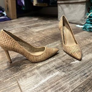 Ann Taylor 7.5 new without box